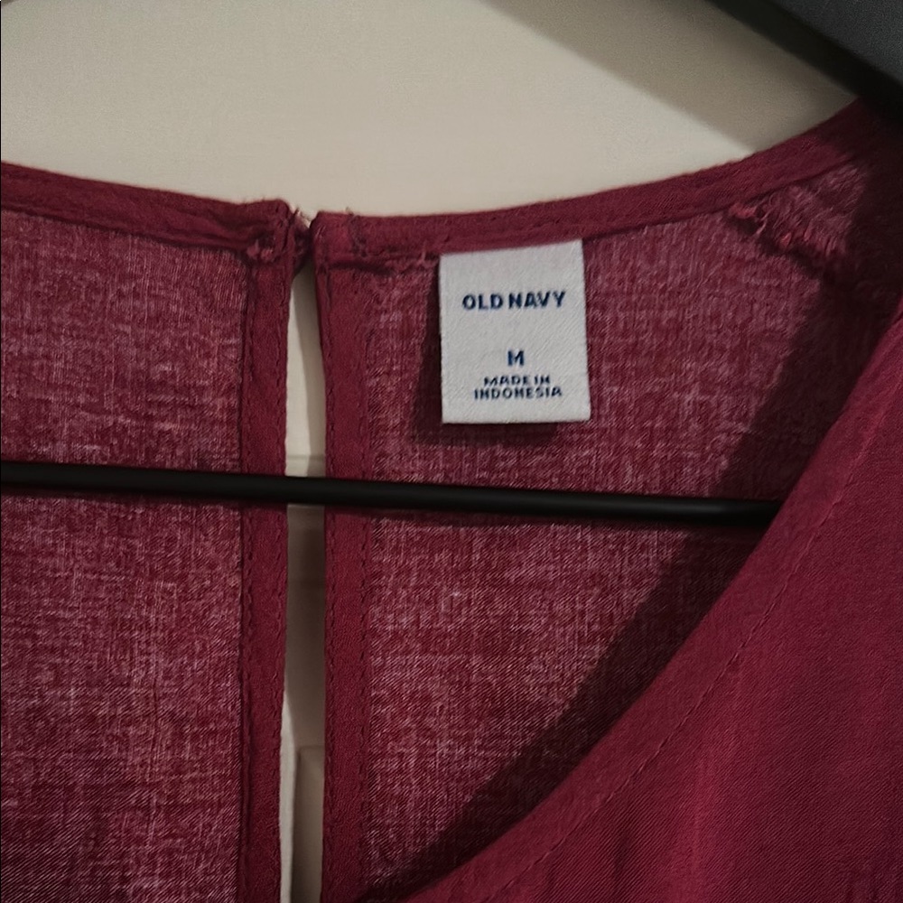 Old Navy Burgundy Floral Tank Top - Picture 2 of 3